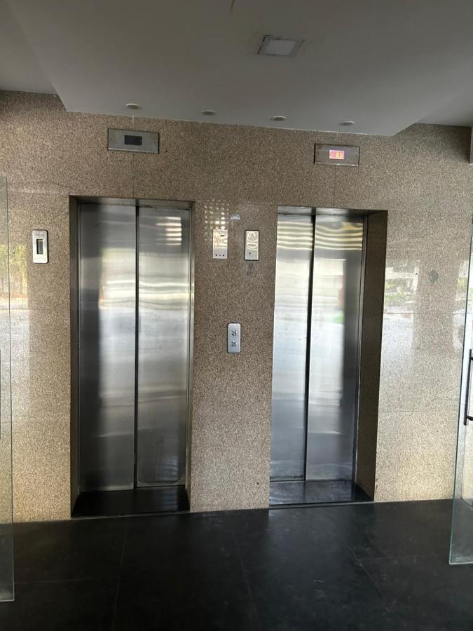 River Front Property 阿穆达巴 外观 照片
